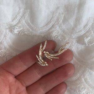 Kendra Scott stud earrings